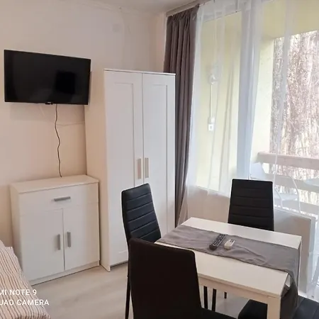 Tavaszhaz Apartmanok Balatonfured Exterior photo