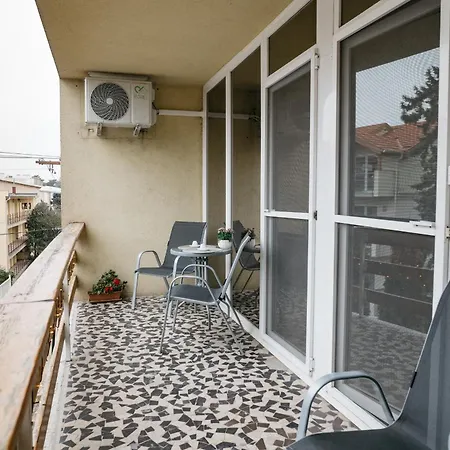 Tavaszhaz Apartmanok Balatonfured Exterior photo