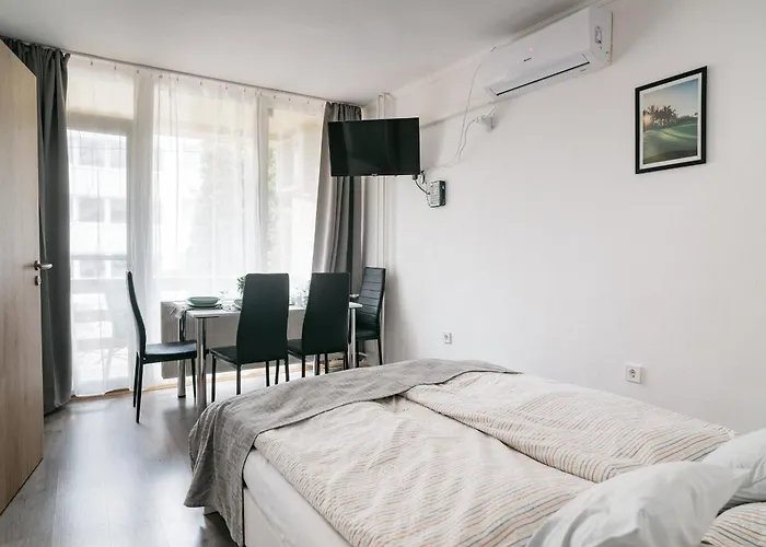 Tavaszhaz Apartmanok