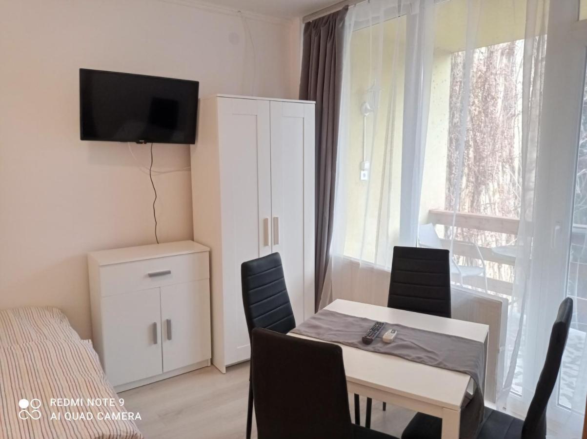 Tavaszhaz Apartment