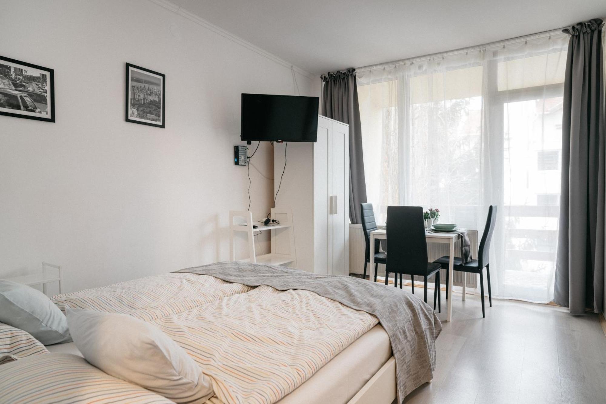 Tavaszhaz Apartment